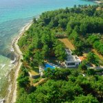 Loutro Bungalók - Kinira ****